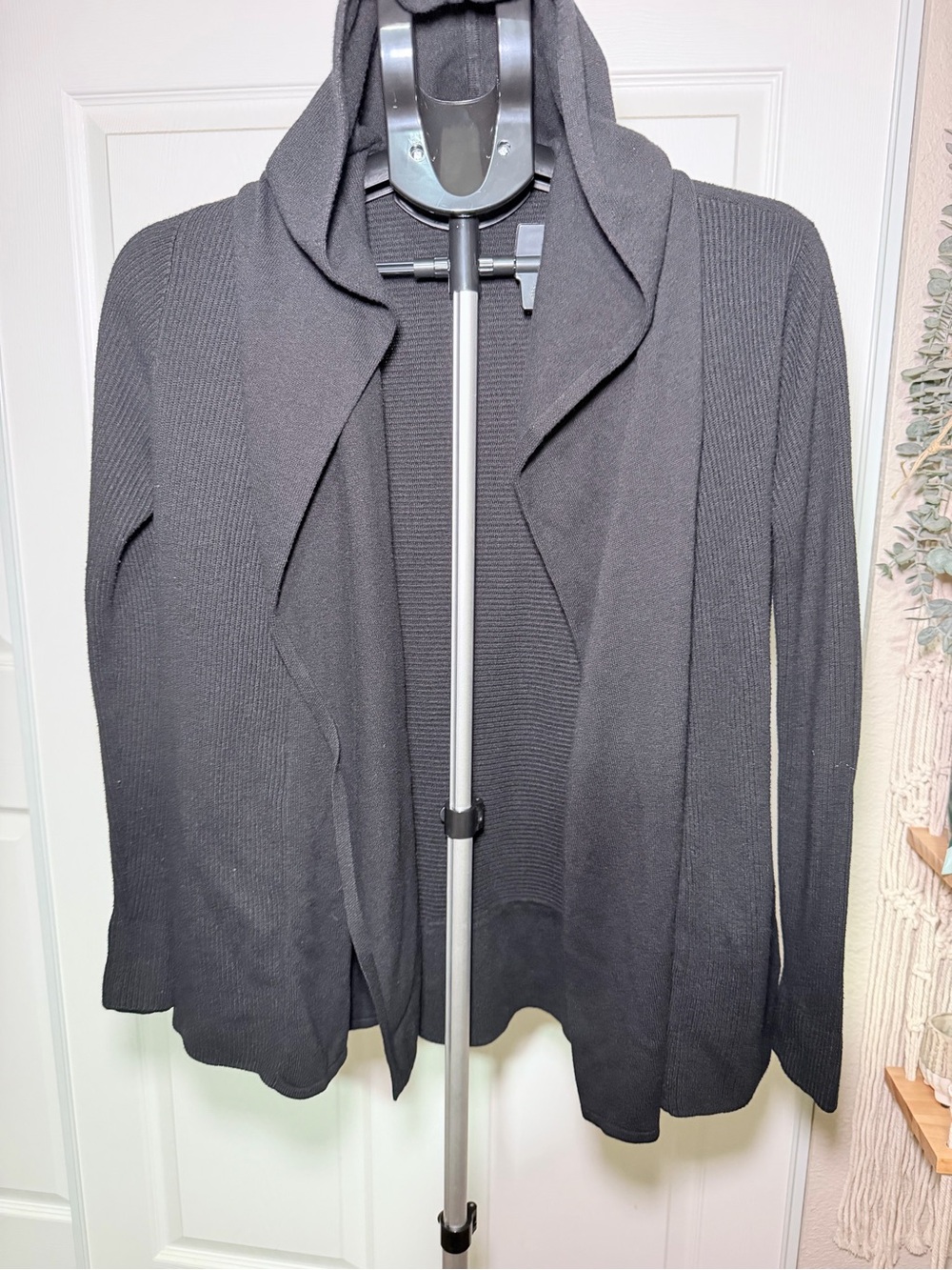 Lululemon Women's Black Open-Front Hooded Cardigan Jacket
